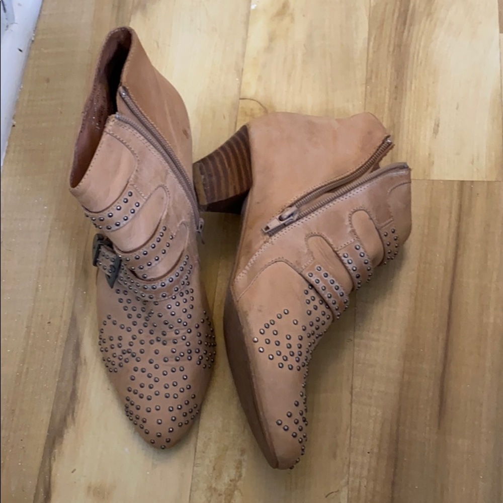 Jeffrey Campbell ankle boot